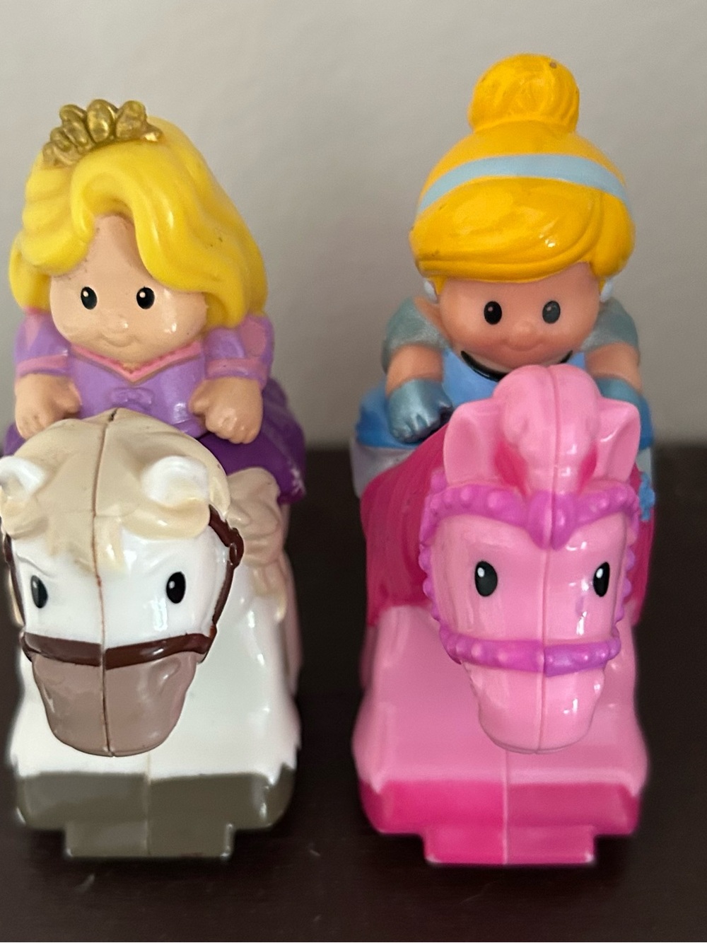Fisher Price Little People Klip Klop RARE PINK Cinderella & Rapunzel